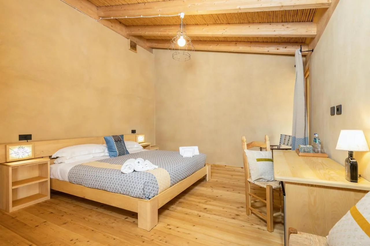 Domu Bresca Otel Muravera 3*,