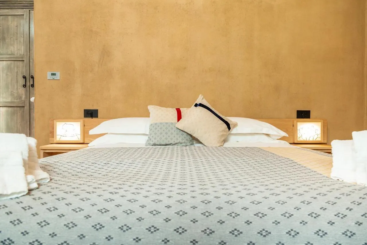 ***  Domu Bresca Otel Muravera İtalya
